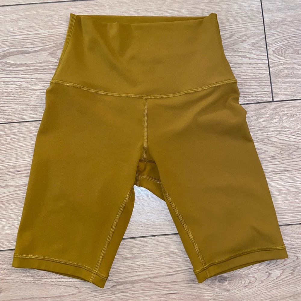 Lululemon 8” Align Short